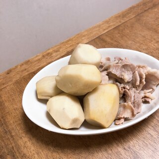 小芋と豚肉のうま煮